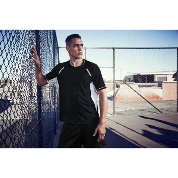 Renegade_T701MS_BlackWhite